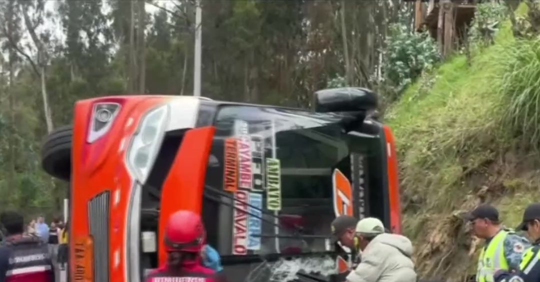 Trágico accidente de bus en Chimborazo deja nueve muertos y varios ...