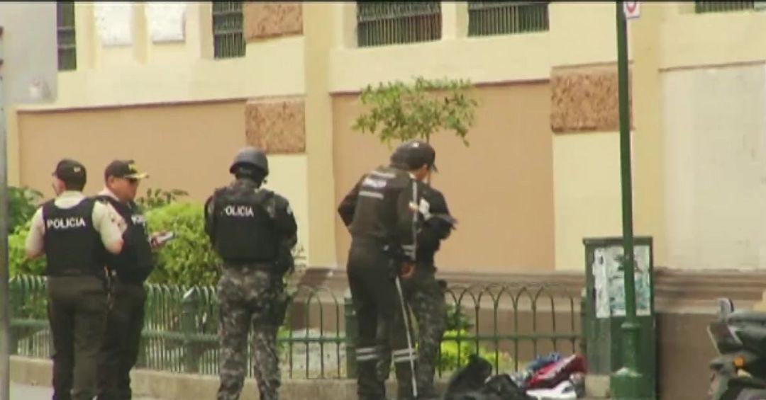 Falsa alarma de bomba genera pánico y cierre temporal en el Mercado ...