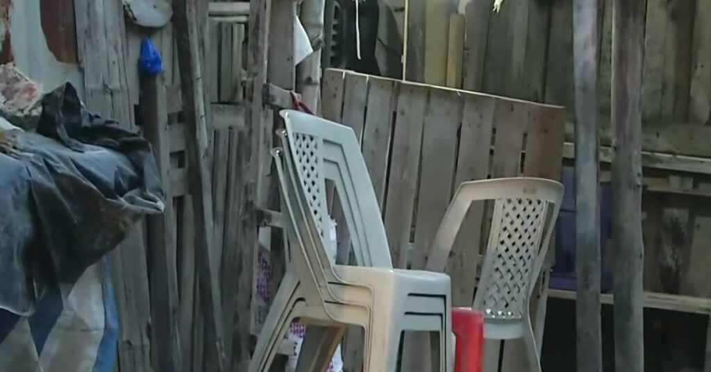 Vivienda en la cooperativa Barrio Lindo con presencia policial tras ataque armado.